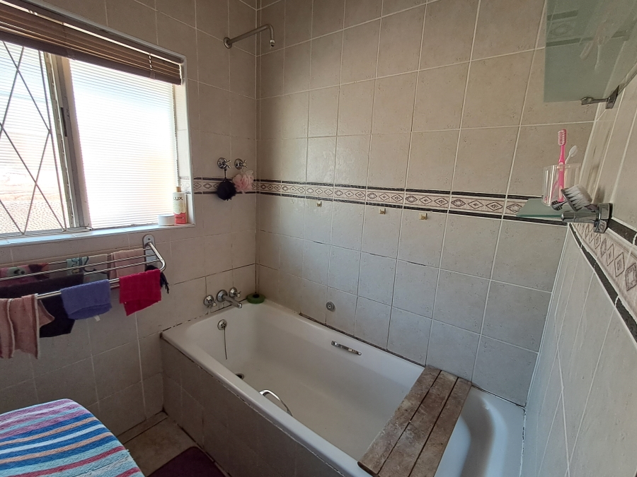 2 Bedroom Property for Sale in College Hill Eastern Cape